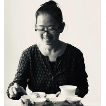 Lade das Bild in den Galerie-Viewer, TUSHITA GALLERY TEESCHULE GESCHENKKARTE