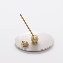 Lade das Bild in den Galerie-Viewer, IKKYU RÄUCHERSTÄBCHENHALTER