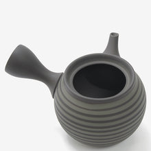 Lade das Bild in den Galerie-Viewer, CIRCLE