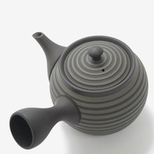 Lade das Bild in den Galerie-Viewer, CIRCLE